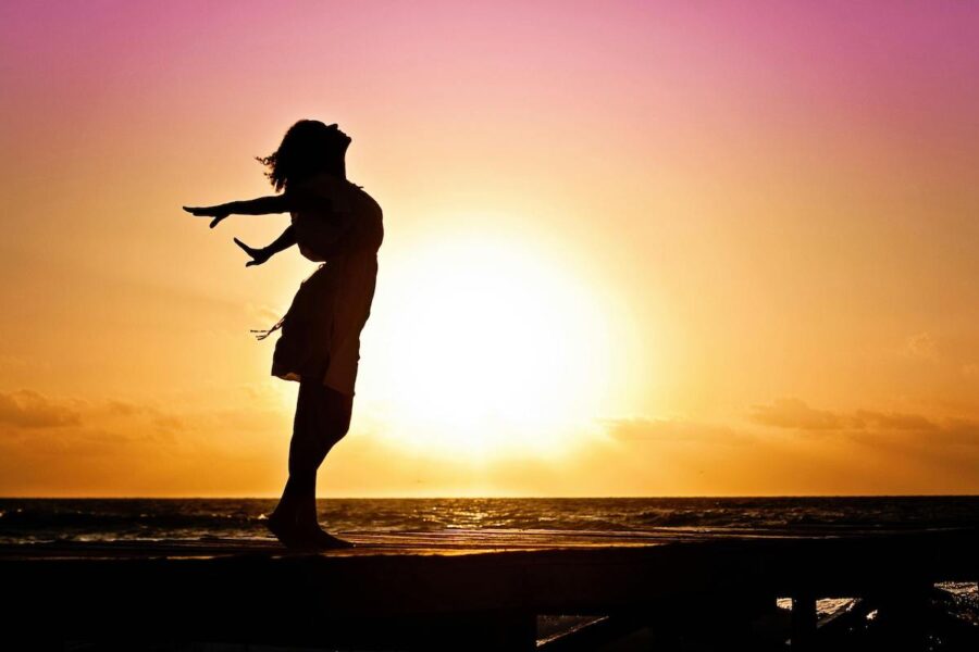 Photo by Jill Wellington: https://www.pexels.com/photo/lady-in-beach-silhouette-during-daytime-photography-40192/